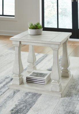 Arlendyne End Table, Antique White