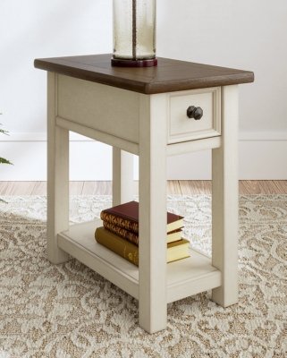 Bolanburg Chairside End Table, Two-tone