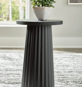 Ceilby Accent Table, Black