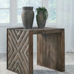 Dreggan End Table, Brown
