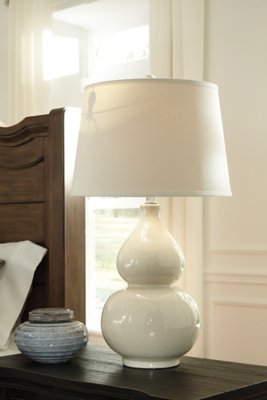 Saffi Table Lamp, Cream