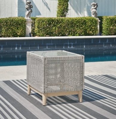 Seton Creek Outdoor End Table, Gray