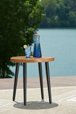 Horizon Hall Outdoor End Table, Two-tone Brown