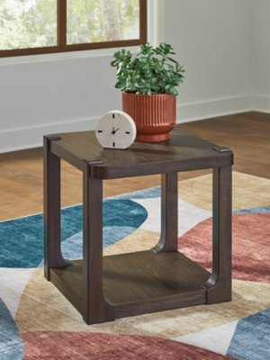 Breckington End Table, Dark Brown