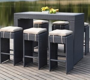 Safavieh Sanders Outdoor Bar Table and 6 Bar Stools, Titanium/Sand