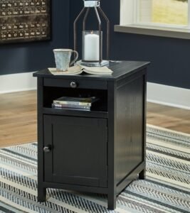 Treytown Chairside End Table, Black