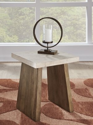 Brendalhouse End Table, Light Brown