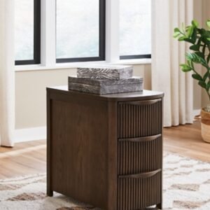 Camdill Chairside End Table, Dark Brown