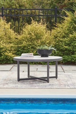 North Island Outdoor Coffee Table, Gray